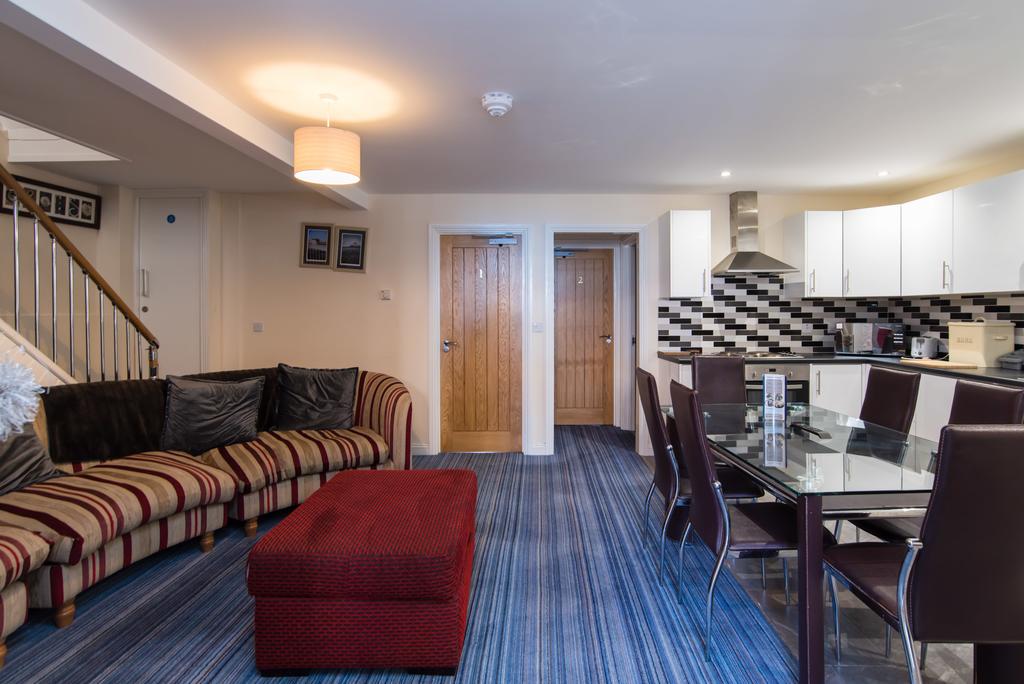 Marine Apartment room 4